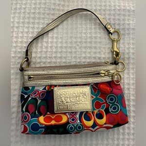 Coach Poppy Wristlet Vintage
